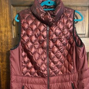 Calvin Klein maroon vest